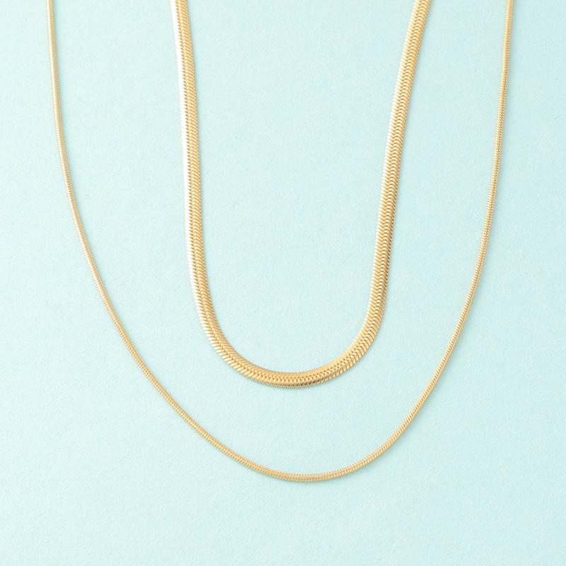 Collier chaîne serpent et lame double couche élégant qui ne se décolore pas