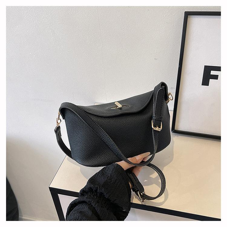 Autumn small fresh simple foreign style solid color handbag bag temperament casual messenger women's bag tide