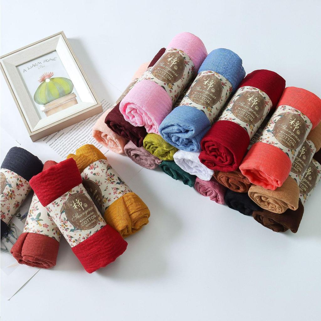 Crinkled Cotton-Linen Blend Scarf with Fringe - Solid Color, 90x180cm, Women's Headscarf