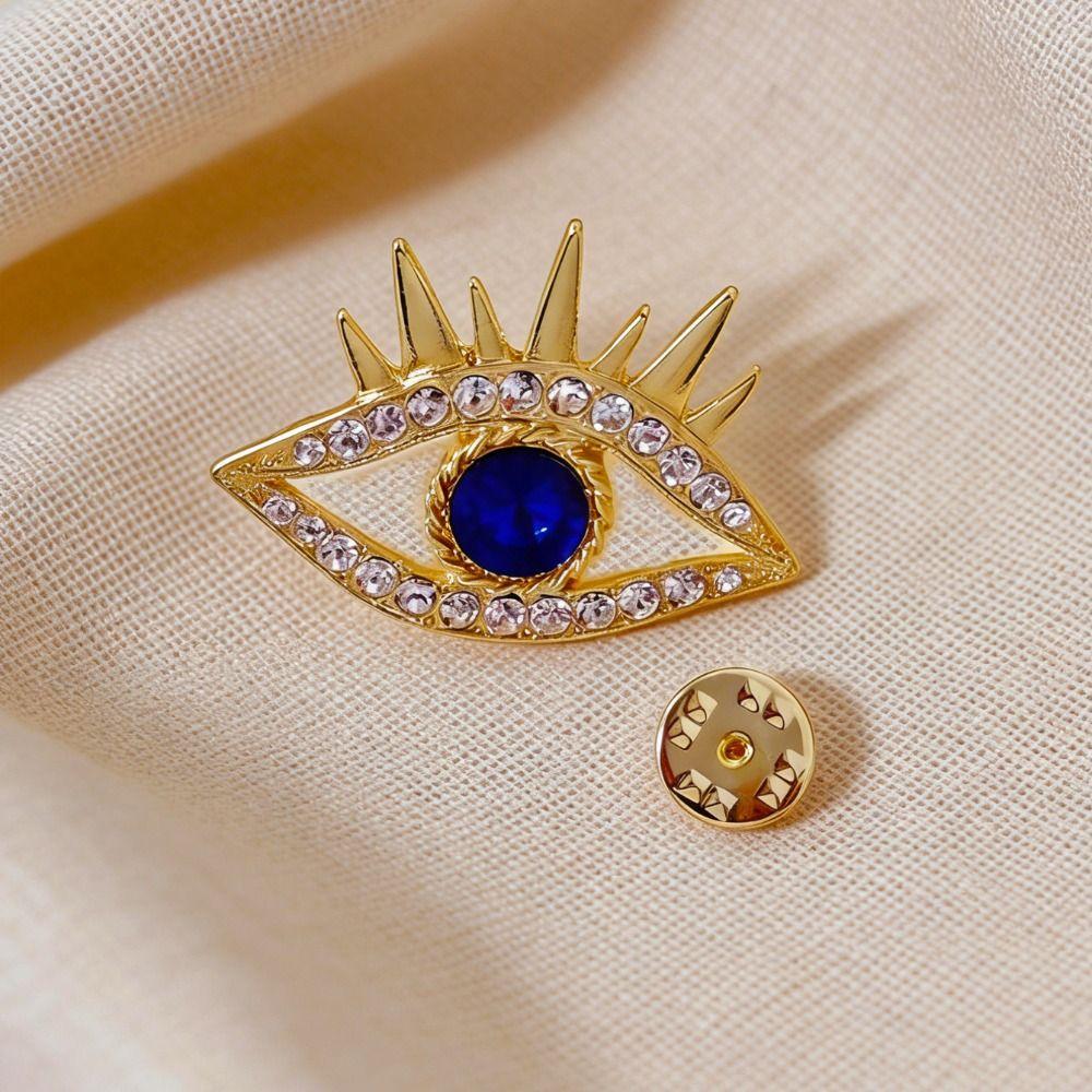 Crystal Pendant Devil Eye Brooch Pin Hollow Out Banquet Clothes Pin Luxury Badge Pin  Decoration