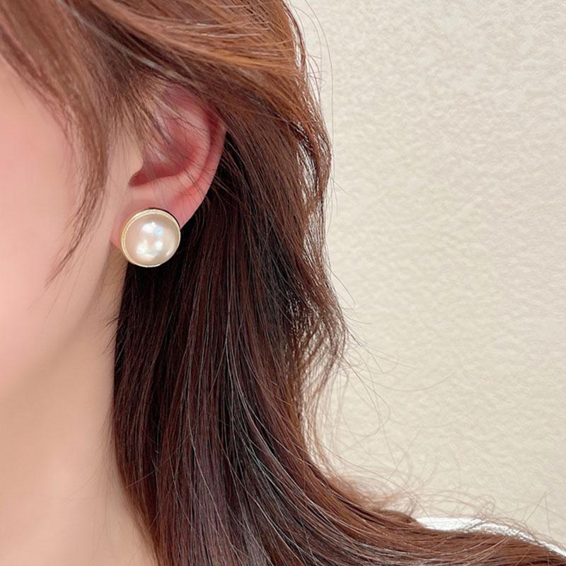 Heart Round Imitation Pearl Butterfly Leaf Tulip Flower Drop Earrings Women Wedding Geometry Jewelry Trend Creative Accessories