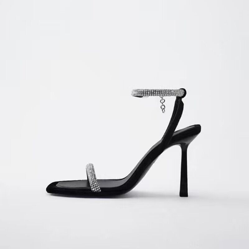 Fashion Diamond high-heeled sandals for women's summer new style square toe exposed temperament European and American one-piece sandals