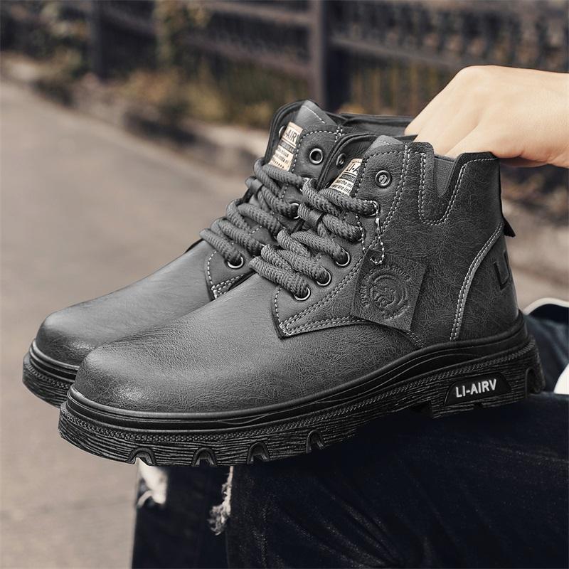 Мужская высококачественная рабочая обувь для отдыха на открытом воздухе с толстой подошвой противоскользящая модная походная обувь модные короткие ботинки черные мужские ботинки 39 серый 4798₽