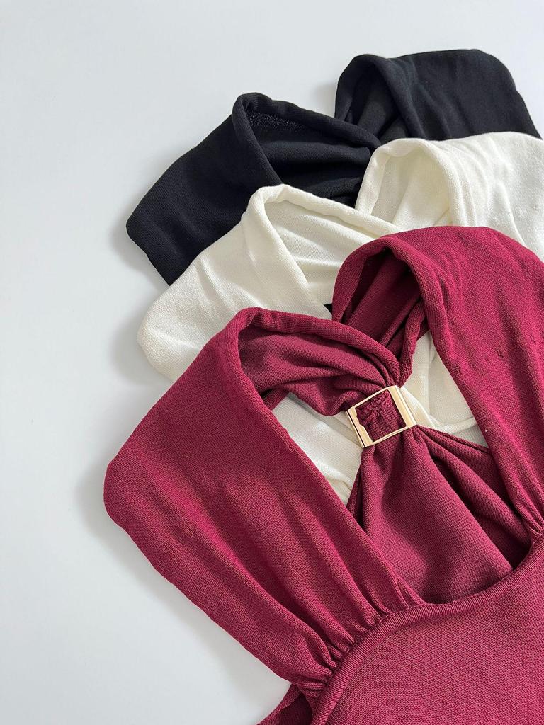 European & American Women's Fashion 2025: Versatile Gold-Tone Embellished Halter Neck Knitted Top