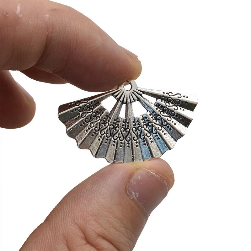 DIY Retro Alloy Fan Pendant for Necklace or Bracelet - Hot Sale, 33*21mm