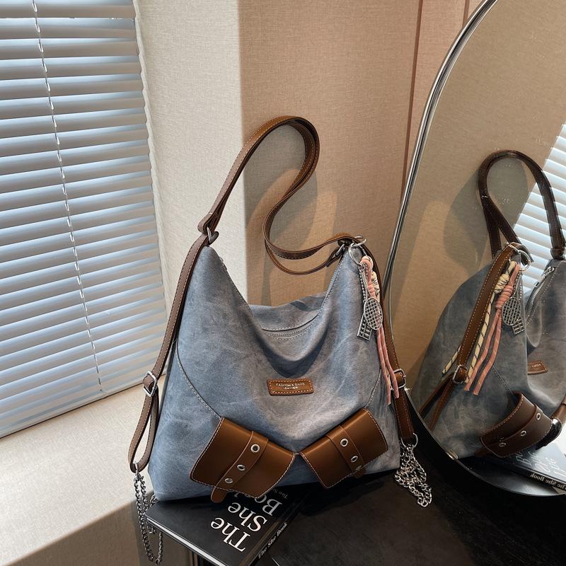 Commuter Tote Bag Women's Large-capacity New Niche Chain Single Shoulder Messenger Bag Multi-functional Backpack