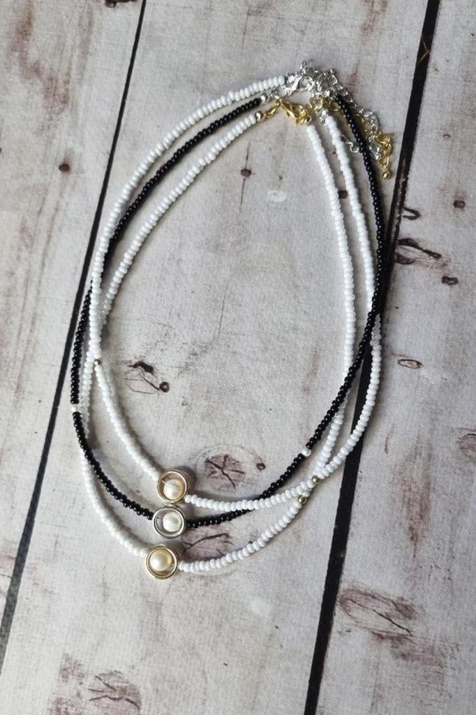 Handmade Beaded Choker with White Pearl