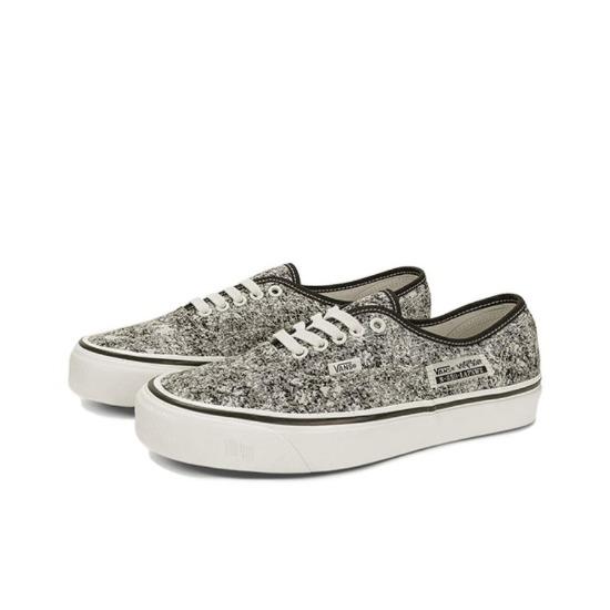 

Vans Authentic 44 DX Anaheim Factory - OG Acid Wash White VN0A4BVYWHT EU 35 білий