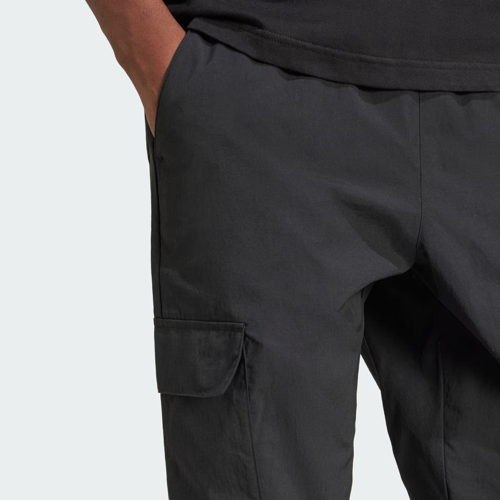 adidas Pantaloni Cargo con Logo Originals e Vita Elastica da Uomo Pantaloni Neri JD2453