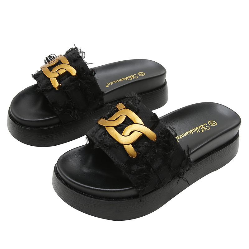 

Женские шлепанцы на платформе 2025 лето новая мода интернет-знаменитость слово размер высокий каблук пляжные сандалии ins тренд 44 чёрный