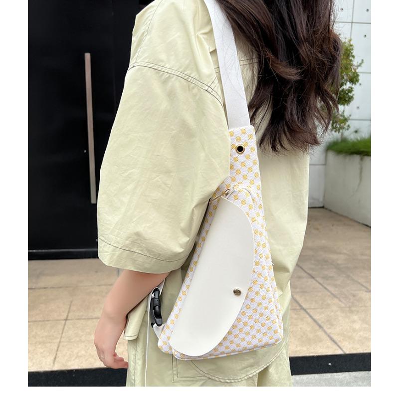 Niche Design Crossbody Bag Autumn Large Capacity Mobile Phone Bag Korean Version of Women's Bag Single Shoulder