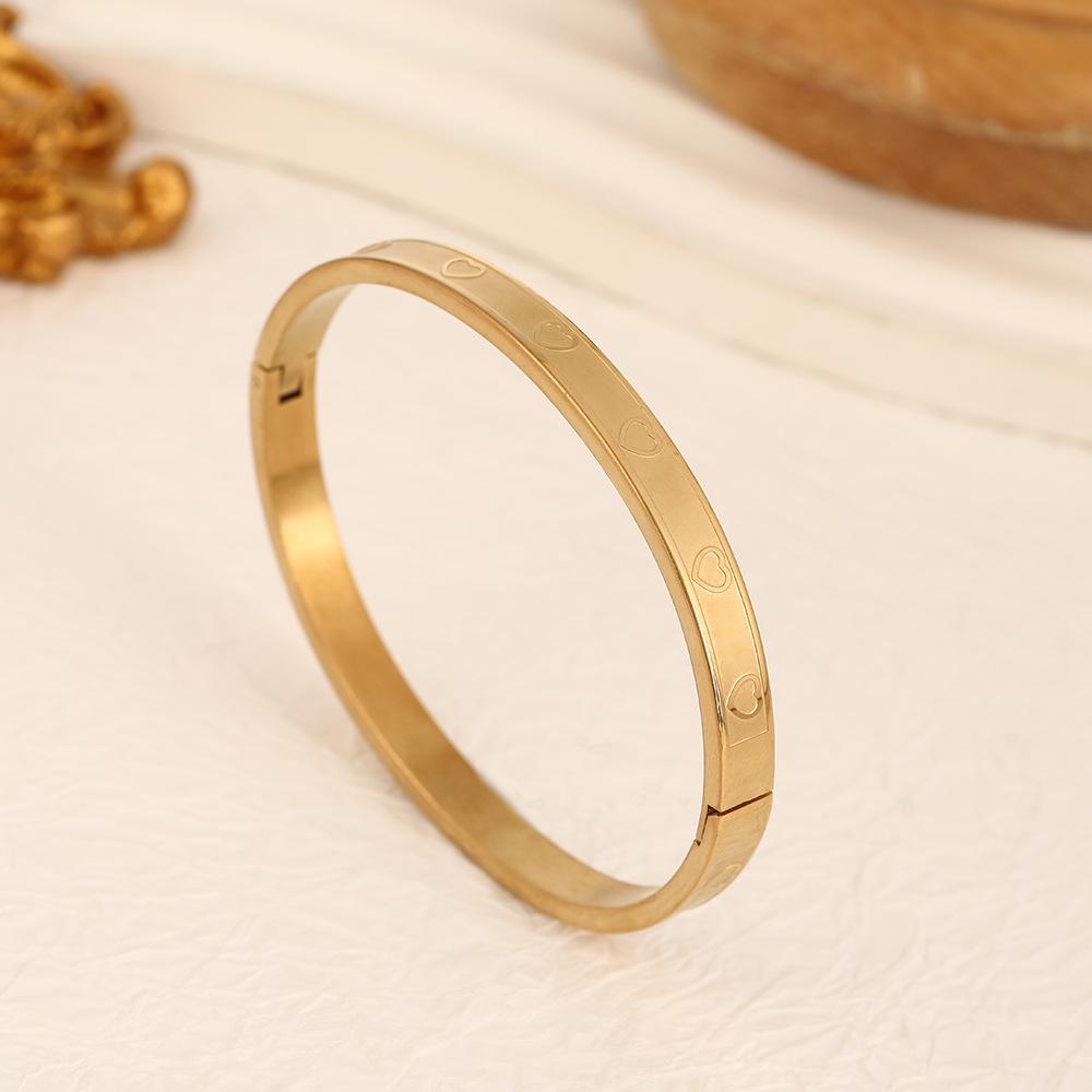 Edelstahl Herz und Diamant Damenarmband - Nicht verblassendes Titan-Design