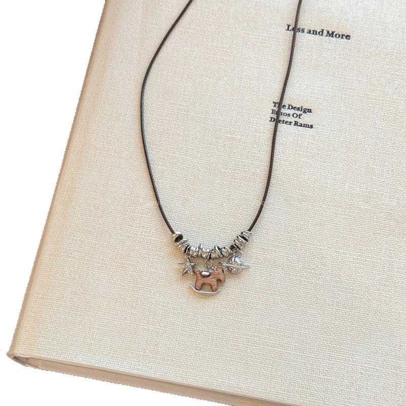 Retro Long Pull-out Pendant Necklace - Versatile Fashion Accessory for Girls
