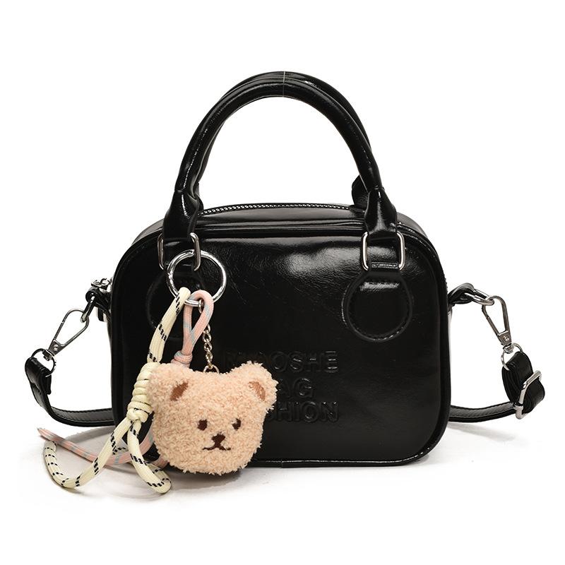 Premium retro handbag bag women's spring and summer 2025 popular shoulder bag casual versatile messenger small square bag