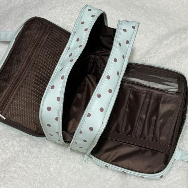 Large Capacity Polka Dot Cosmetic Bag Waterproof Portable Travel Toiletry Organizer for Girls Daily Makeup