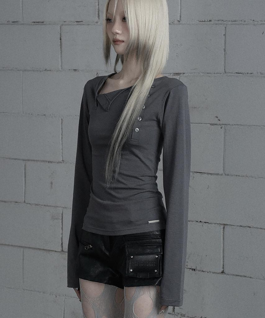ETRE AU SOMMET Two-Line Button Long Sleeve (Dark Gray)