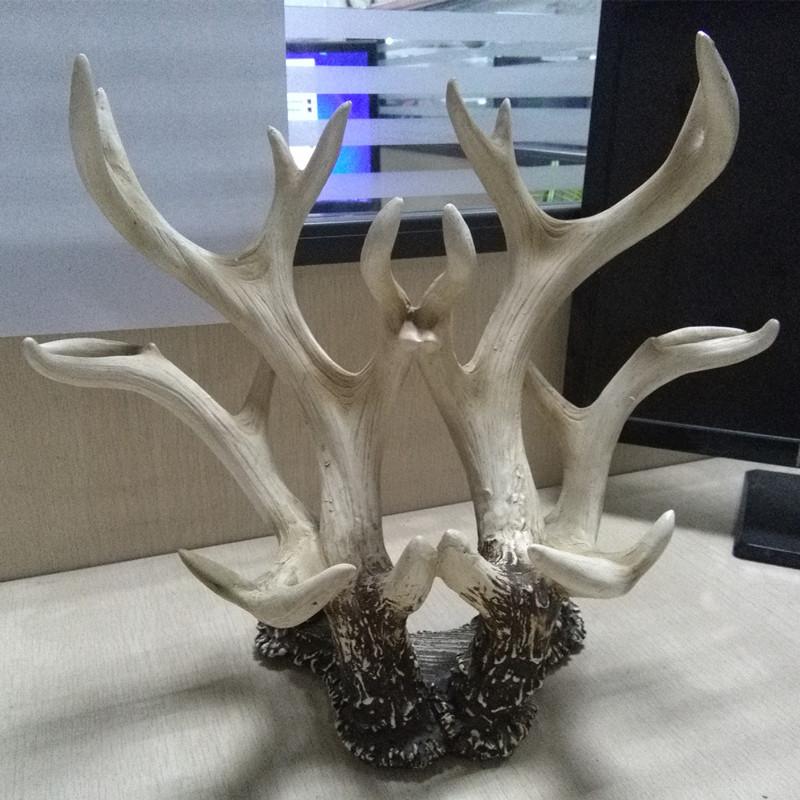

Climbing Pet Landscaping Tropical Maned Lion Lizard Guardian Eyelash Horned Snake Climbing Resin Elk Horn Ornament 18CM13CM30CM