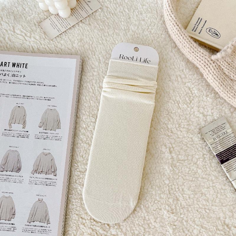 Hehe Socks - Pure Color, Boneless Maternity Socks, Mid-length Socks, Versatile for All Seasons, Suitable for Children.