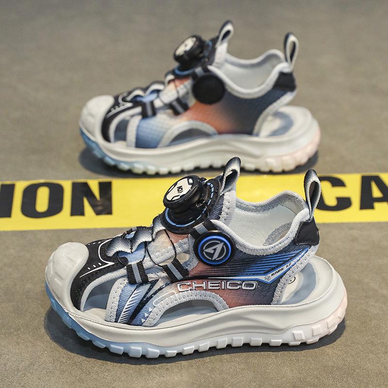 

Classmate boys sandals 2025 summer brick and mortar store Baotou hollow children students beach shoes middle and old children 38