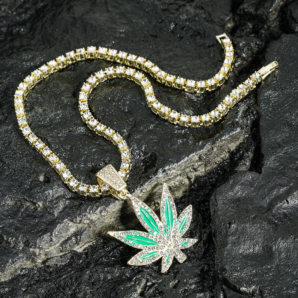 European-American Exaggerated Hip Hop Rhinestone Pendant Jewelry for Men & Women
