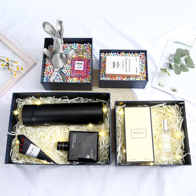 Luxury Gift Box: Elegant Birthday Packaging for a Touch of Ceremony