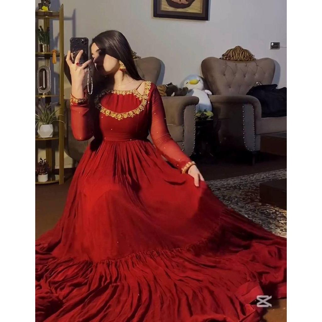 Neuer Designer Party Wear Look Ausgefallenes Kleid, Dupatta & Unterteil Set