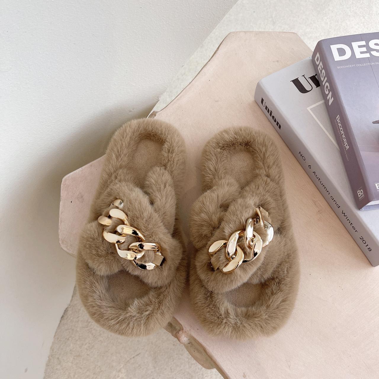 

Thick bottom heightening fluffy slippers women wear autumn and winter Internet celebrities popular soft bottom chain flat bottom super fire slippers 42