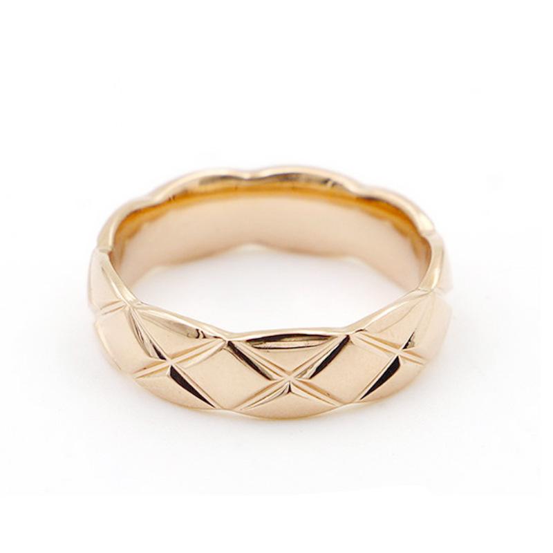 Fashionable Diamond Lattice Pattern Ring - Women's Stylish and Unique Couple's Ring