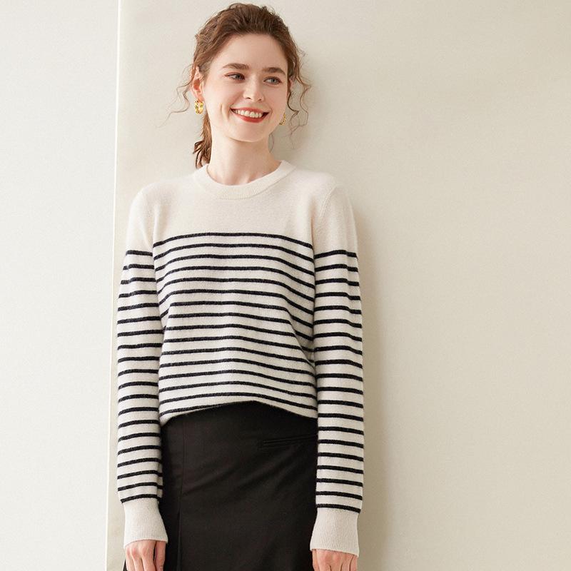 Women's Black & White Striped Round Neck Cashmere Sweater - New Autumn/Winter Style, Long-Sleeved, Color-Block Knit, Regular Fit.