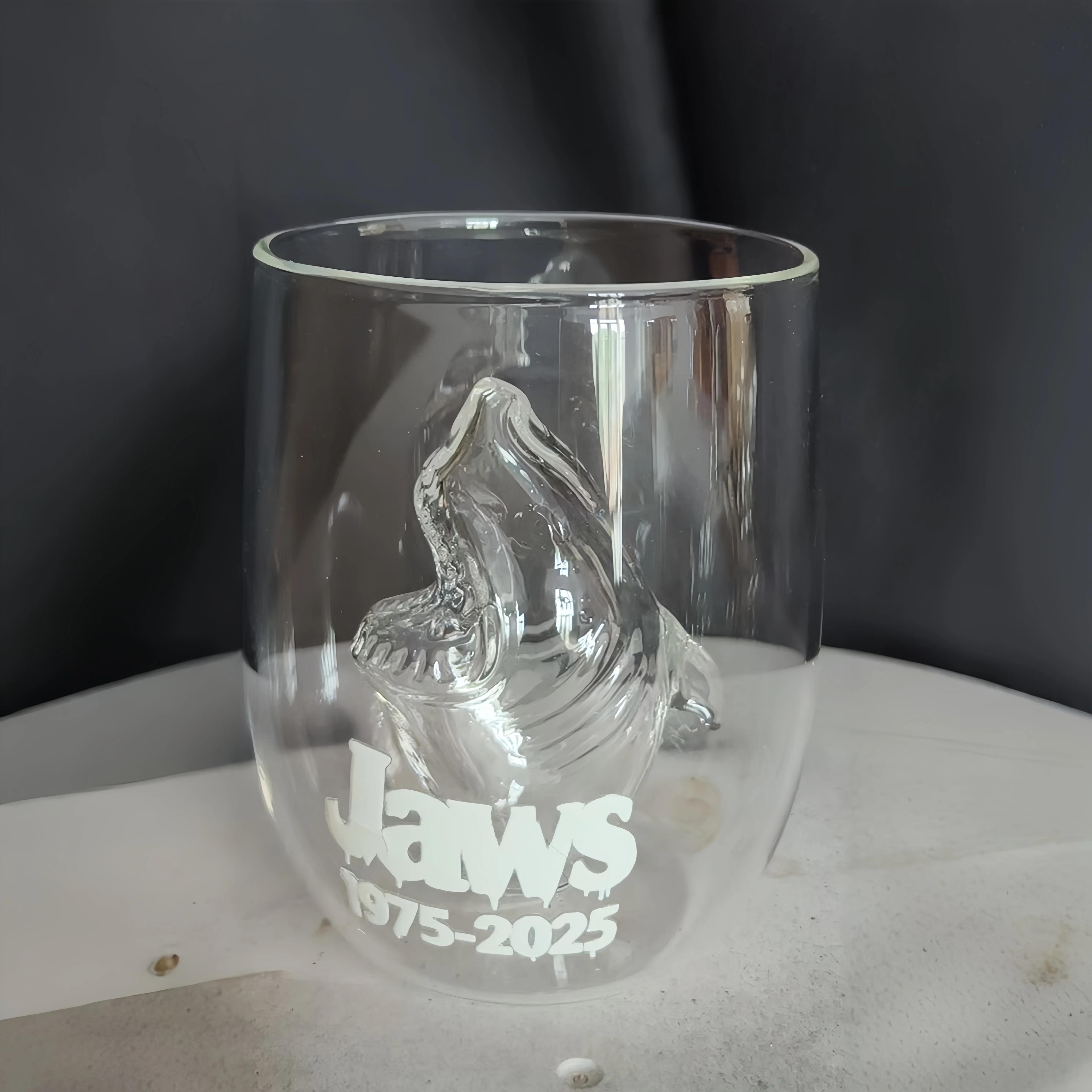 

3D Shark Glass Cup Stemless Wine Glass Funny Transparent Water Cup for Beer Whiskey Cocktail Home Decor Gift Drinkware Accessory about 250 ml