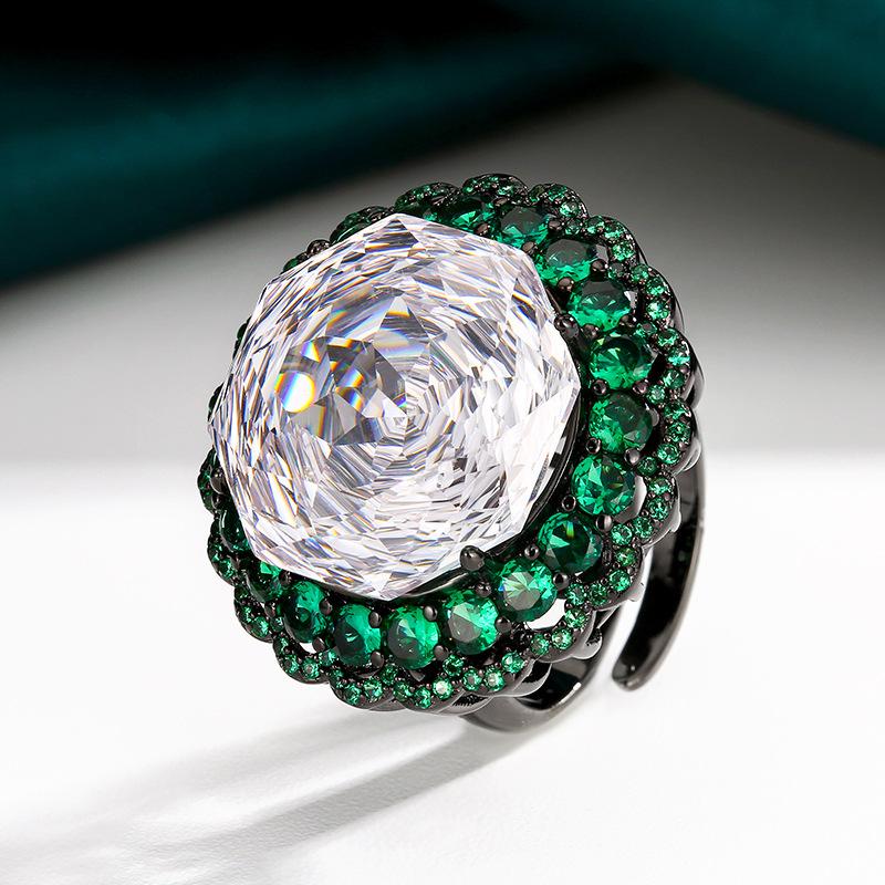 

Jewelry Copper Bottom Gold-Plated Rose Cut Dragon Fruit Black Gold Personalized Light Luxury Suit Female 18Mm