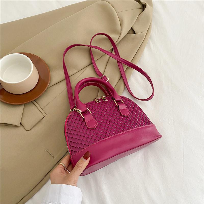 Trend Niche Bag Women's 2025 New Summer Fashion Foreign Shoulder Bag Messenger Bag Popular Portable Shell Bag