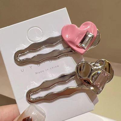 Chic Girlish Wave Duckbill Hair Clip - Bright Silver, Versatile & Stylish
