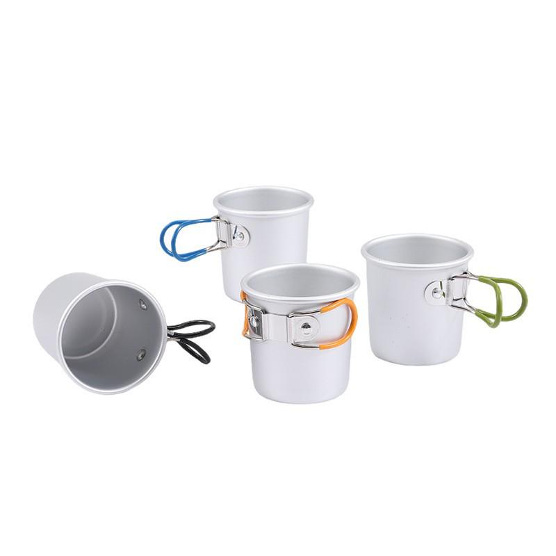 Tazza Pieghevole da Campeggio Portatile in Alluminio - Perfetta per Caffè, Tè e Soju nelle Avventure all'Aperto.