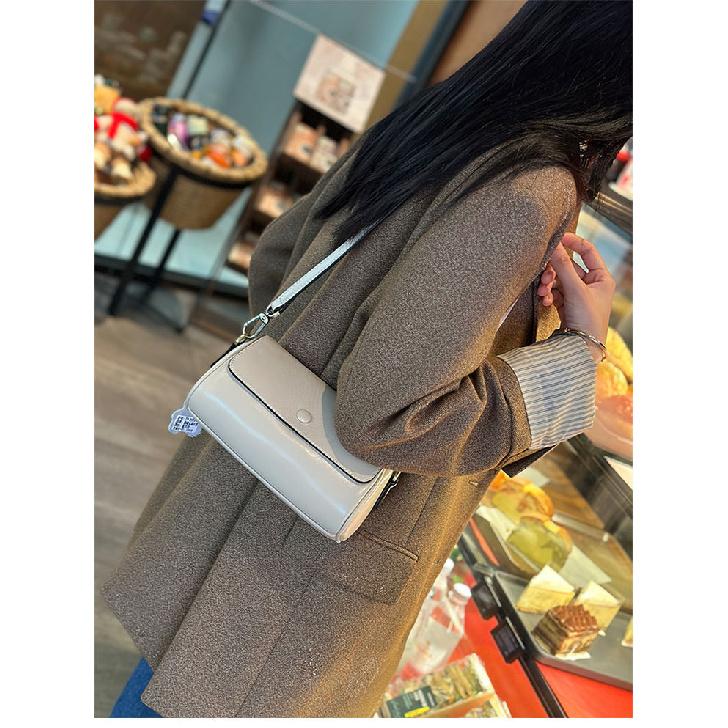 Vintage Commuter Phone Bag for Women, Crossbody, 2025 New Spring/Summer Fashion, Unique and Versatile Small Bag