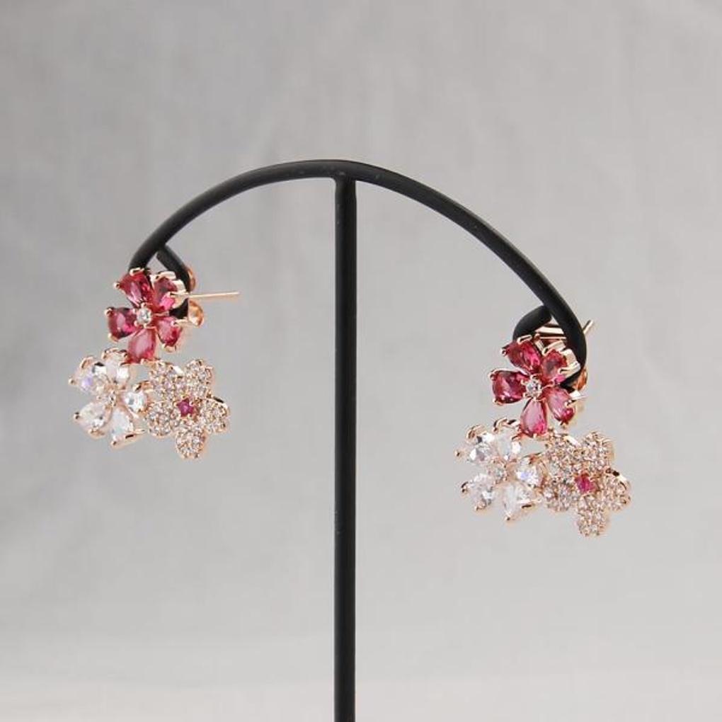 ARTRIA Gorgeous Luxury Mixed Flower Crystal Earrings CHAERCR0010