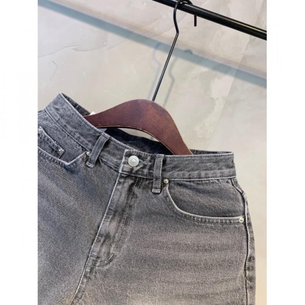 C S In The Room hitCh Gray waShed CuttIng Denim ShortS