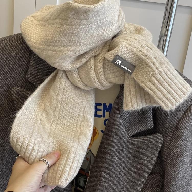 Twist Pattern Wool Scarf Gentle Breasts  Warm Neck Scarf for Students  New Winter Style for Men and Women