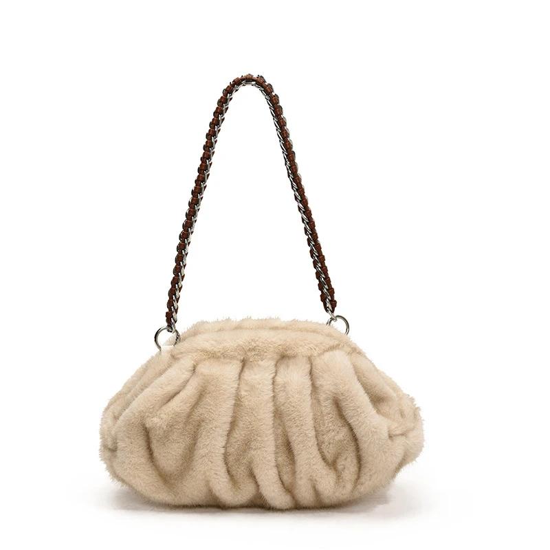 Women Faux Fur Shoulder Bag Winter Warm Soft Plush Hobo Bag Large Capacity Purse Fluffy Dumpling Pouch Underarm Chain Bag