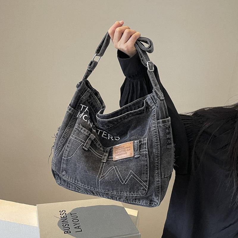 Women's Bag 2025 Autumn New Denim Bag Large Capacity Horizontal Shoulder Bag Wind Casual Women's Messenger Bag