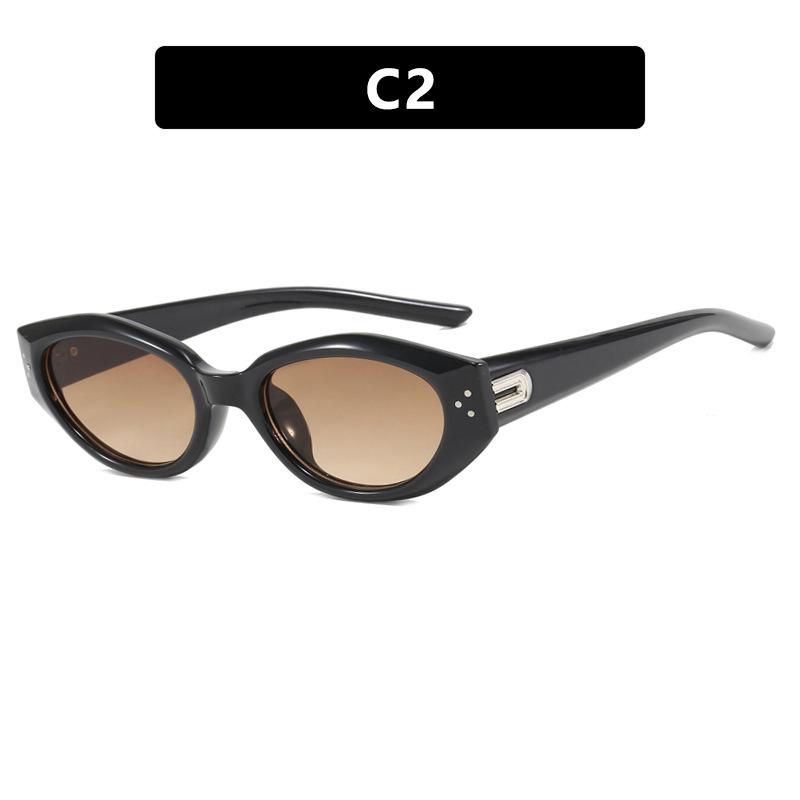 2024 Vintage Cat Eye Women Luxury Sunglasses Fashion Brand Designer Shades UV400 Men Trending Punk Rivets Sun Glasses