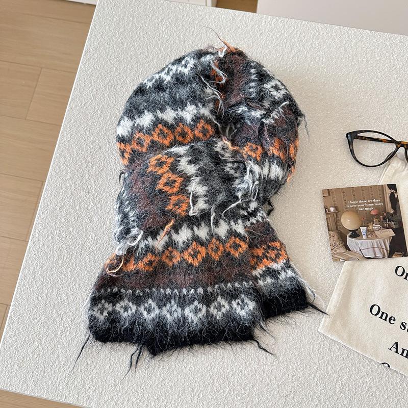 Fair Island Style Blended Scarf Women's Year New Autumn and Winter Warm Retro High-end Knitted Scarf