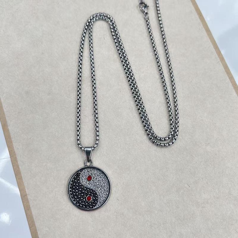 Retro Tai Chi Bagua Titanium Steel Pendant Necklace for Men and Women - Lucky & Versatile Accessory