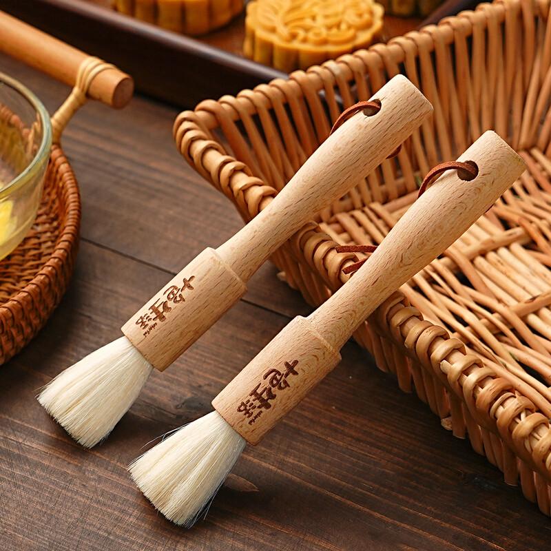 Wooden Handle Wool Baking & BBQ Brush