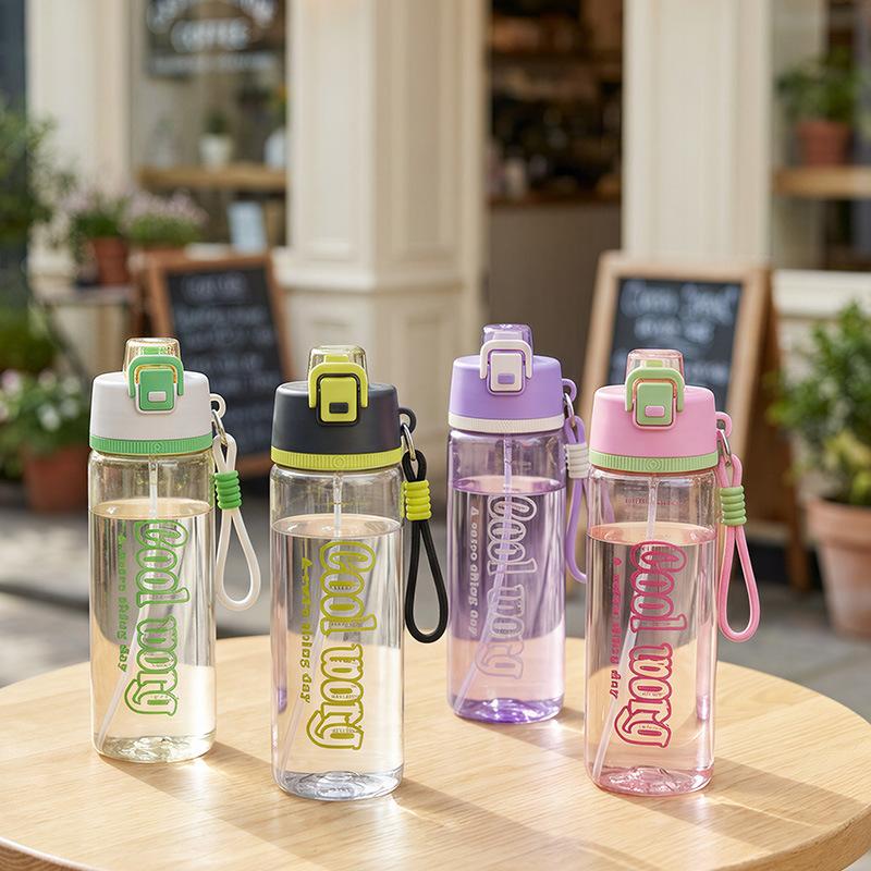 Water bottle summer spray water cup student outdoor sports portable kettle large capacity straw cup portable plastic cup
