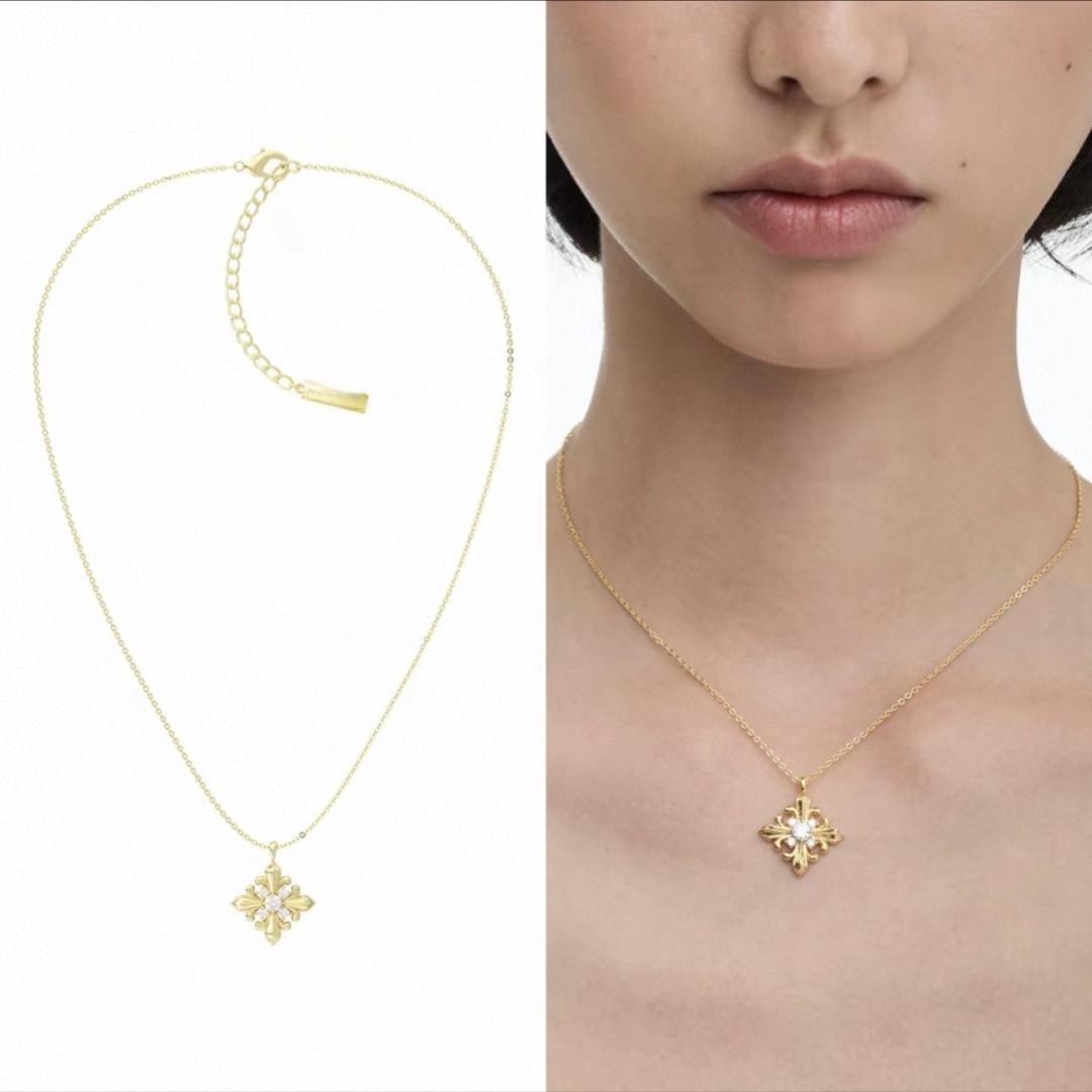 

Three Horizontal Same Style Lao Qianfeng S Original Iris Plain Chain, High-End Collarbone Chain, Niche Design Necklace, Female