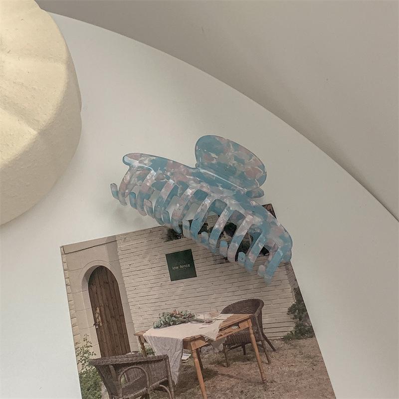 Korean Imitation Acetate High-End Shark Hair Clip - Elegant Hair Accessory for Stylish Looks