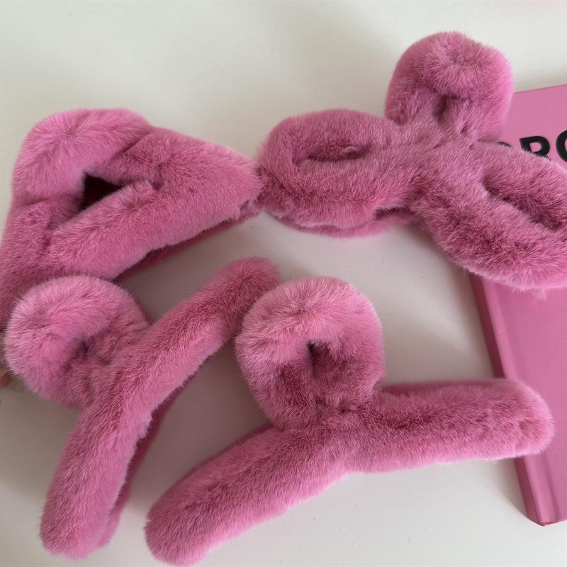 High-End Korean Plush Pink Shark Hair Clip - Autumn/Winter Collection