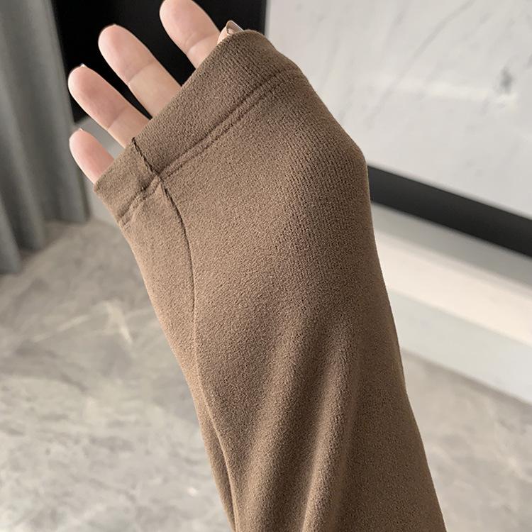 Autumn/Winter 2025 Women's Versatile Basic Layering T-shirt - Thick, Fitted, Round Neck