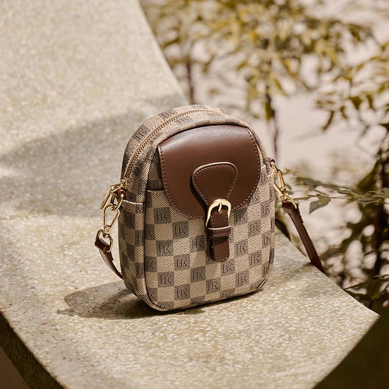 2025 New Fashion Versatile Phone Bag Casual Simple Shoulder Bag Light Luxury Trendy Single Shoulder Women's Bag Crossbody Phone Bag